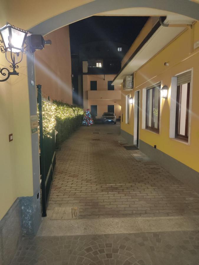 Hotel Al Corso Legnano Exterior foto