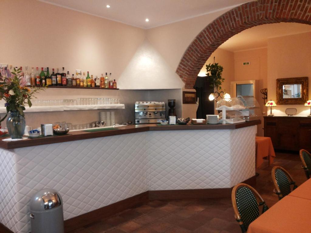 Hotel Al Corso Legnano Exterior foto