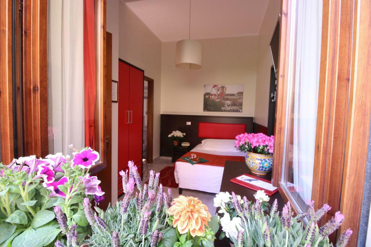 Hotel Al Corso Legnano Exterior foto